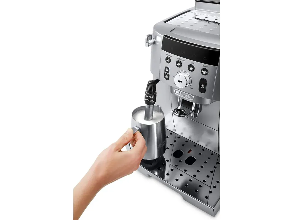DeLonghi Magnifica S Smart ECAM 250.31, ракурс 4