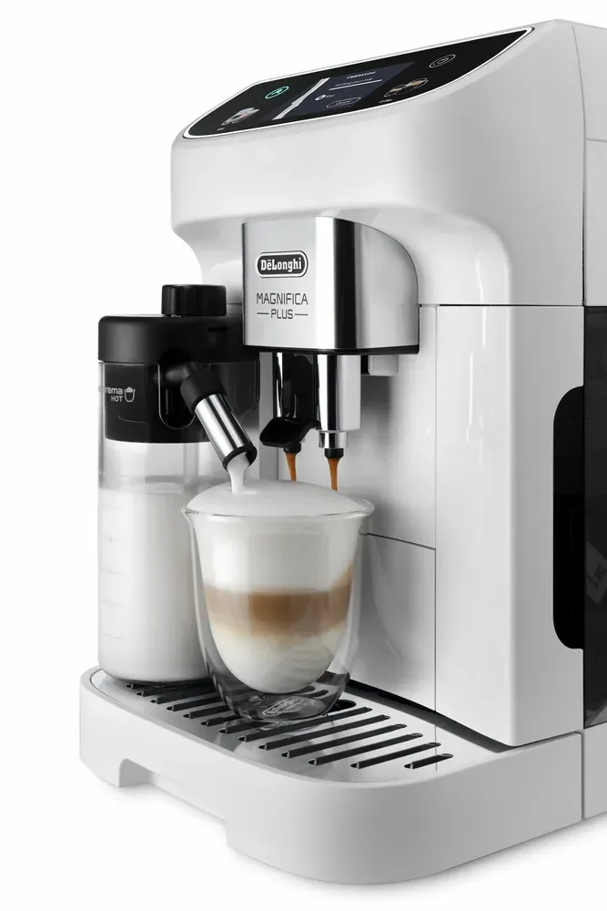 DeLonghi Magnifica Plus ECAM320.60, ракурс 2