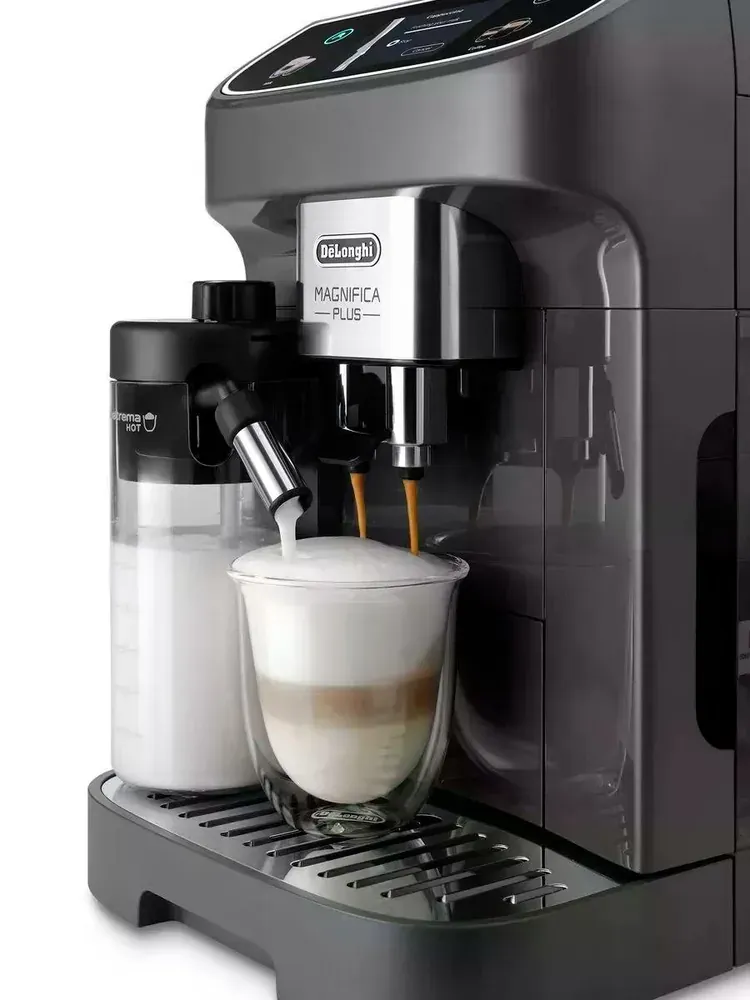 DeLonghi Magnifica Plus ECAM320.61, ракурс 2