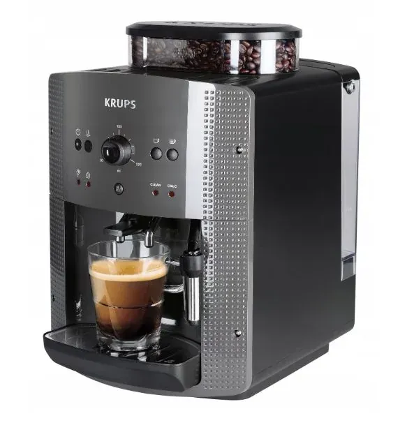 Krups Essential EA810B70, ракурс 2