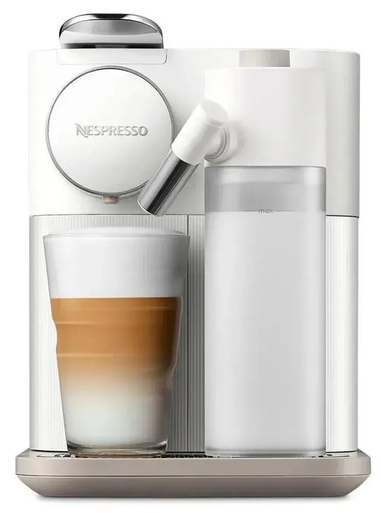 Nespresso Gran Lattissima EN640, ракурс 4