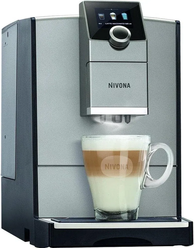 Nivona CafeRomatica NICR 795, ракурс 2