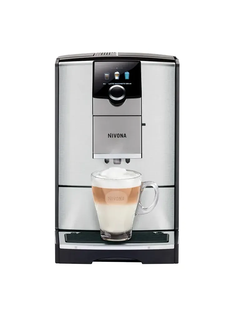 Nivona CafeRomatica NICR 799, ракурс 2