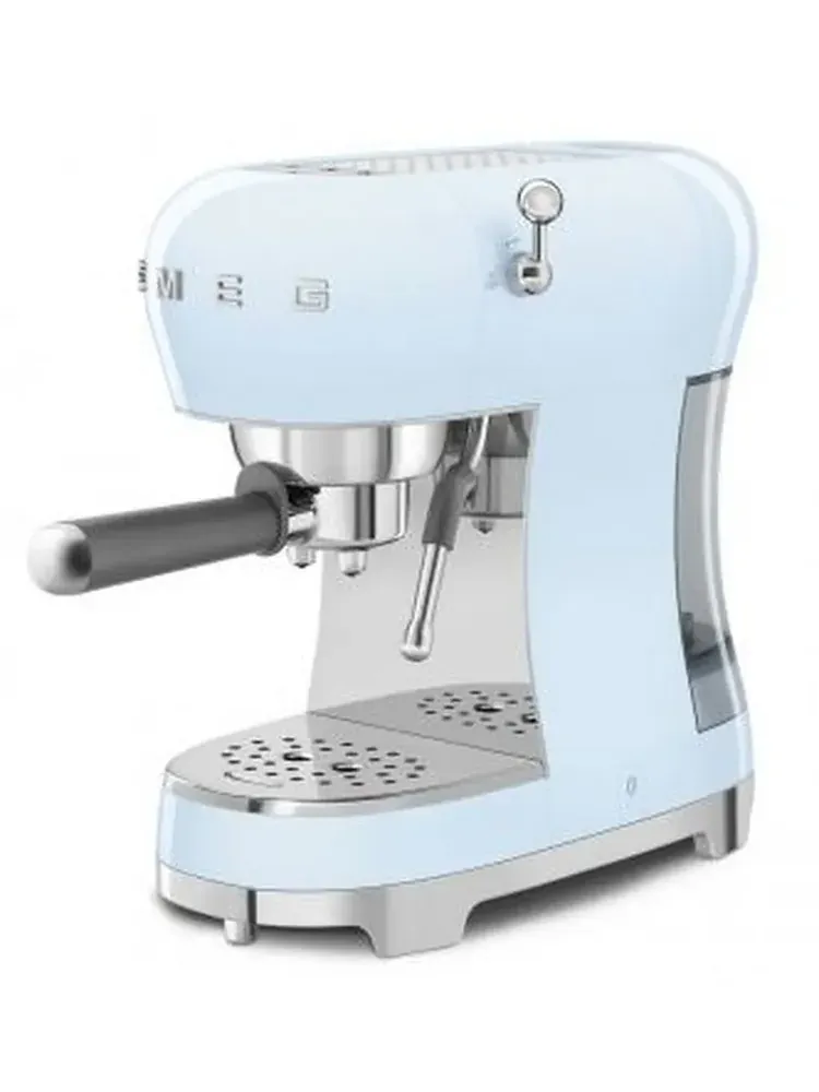 Smeg ECF02WHEU, ракурс 4